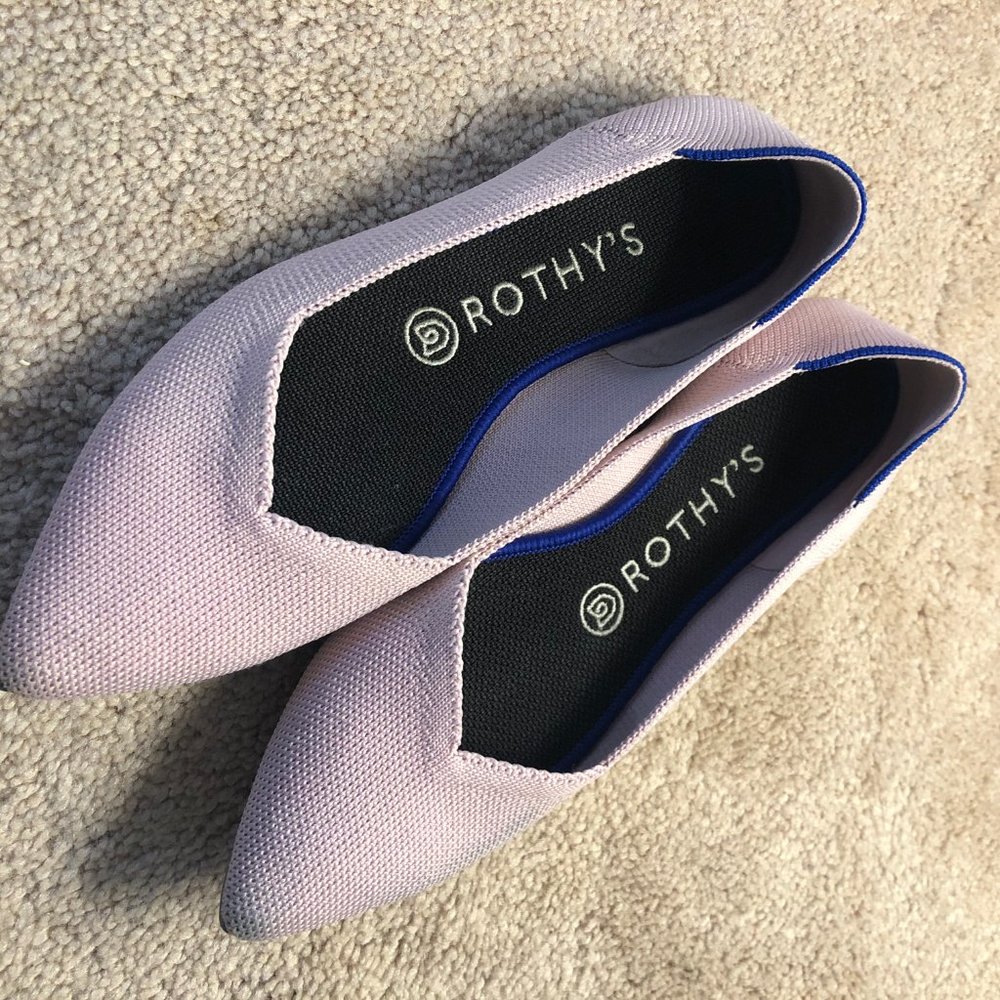 Rothy POINT flat in retired- petal pink